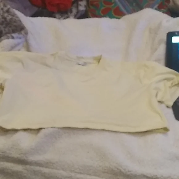 Crop top - Picture 2 of 5